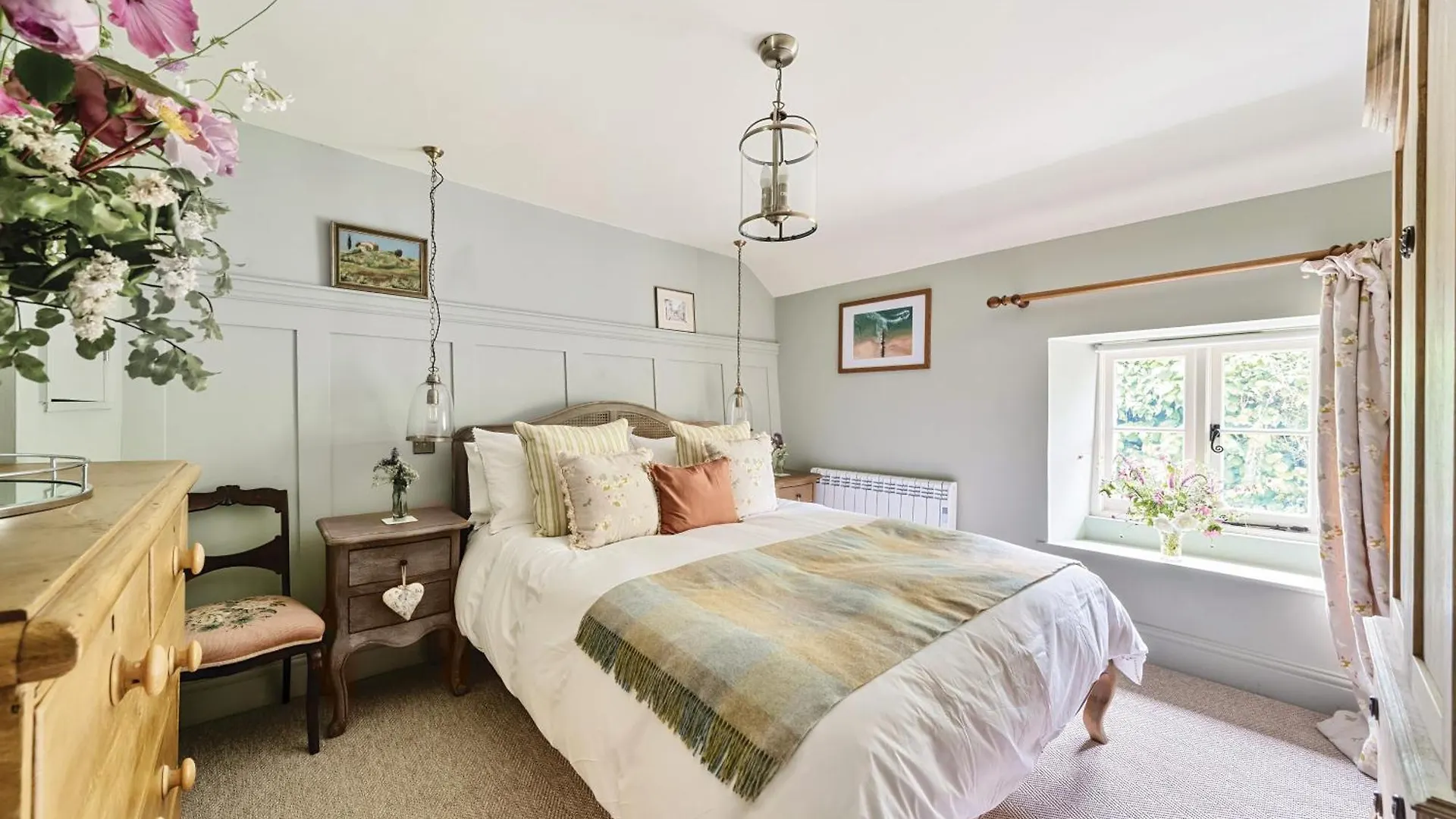 Holiday home Thimble Cottage, *