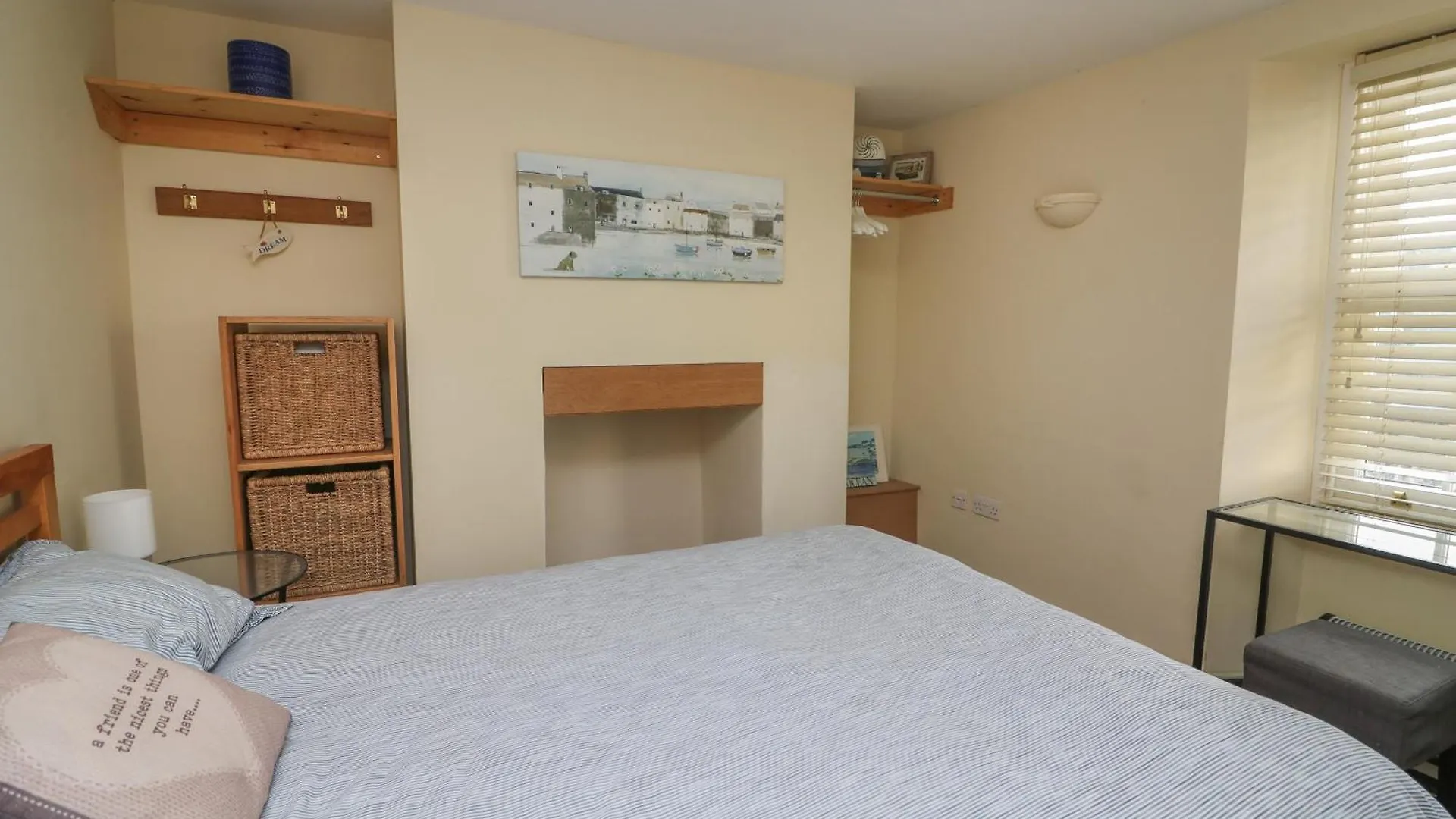 Quarter Deck Apartment