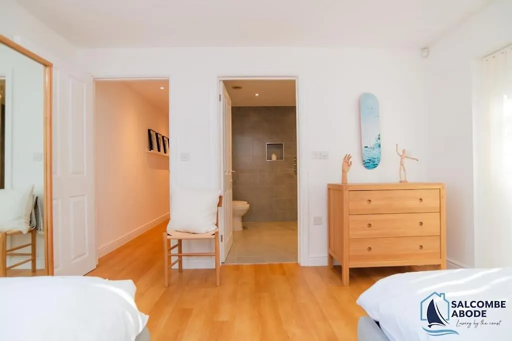 Holiday home Ultimate Coastal Escape - Stylish & Estuary Views Salcombe