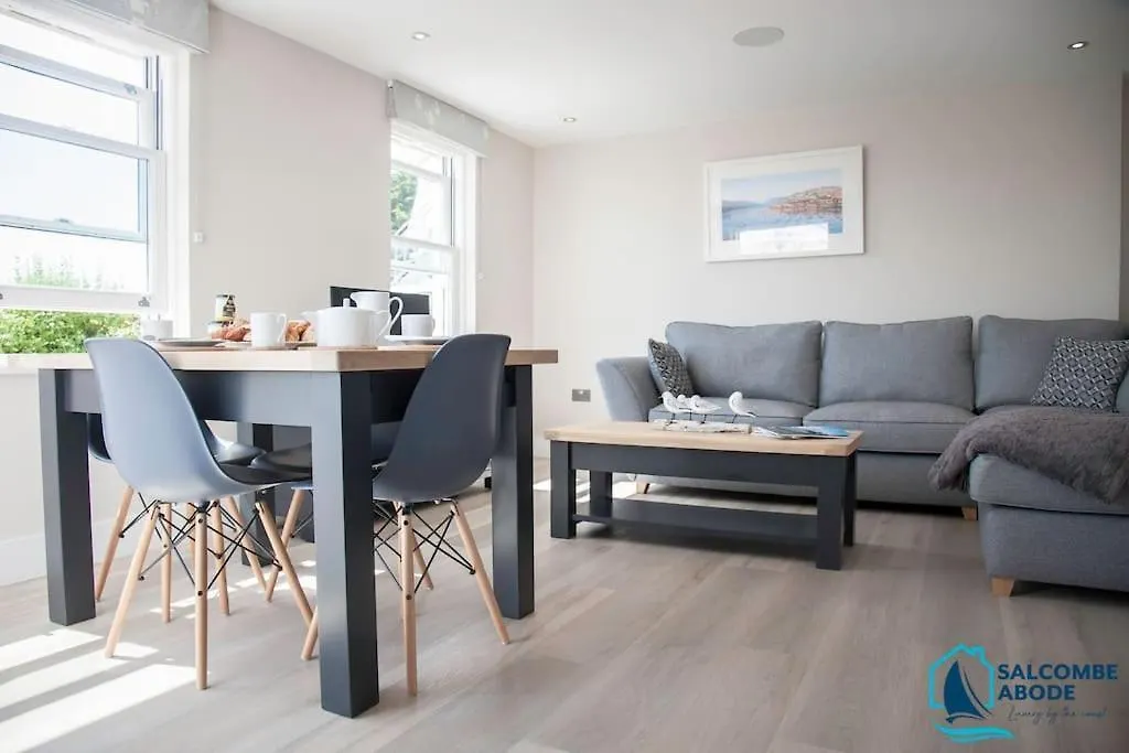 View - Stylish Stay, Estuary Views & Luxury Access Apartment Salcombe