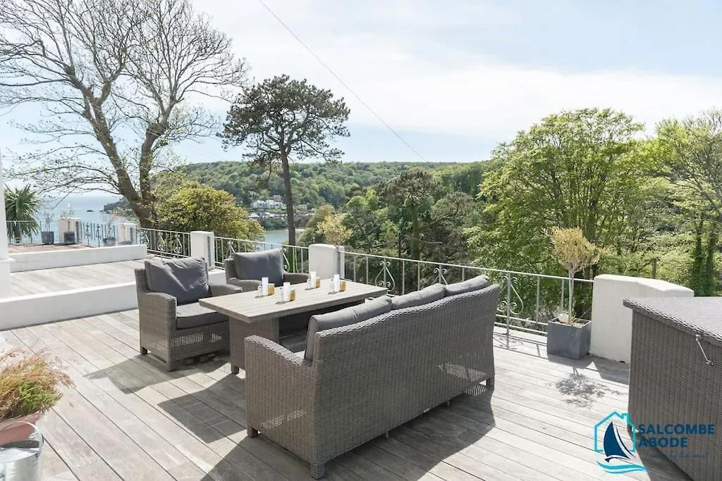 Elevated Coastal Escape - Breathtaking Views *