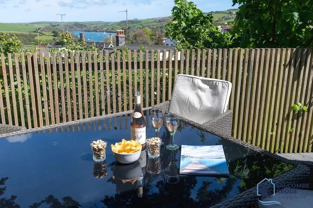 Holiday home The Hideout-boutique Cabin, Estuary View & Parking