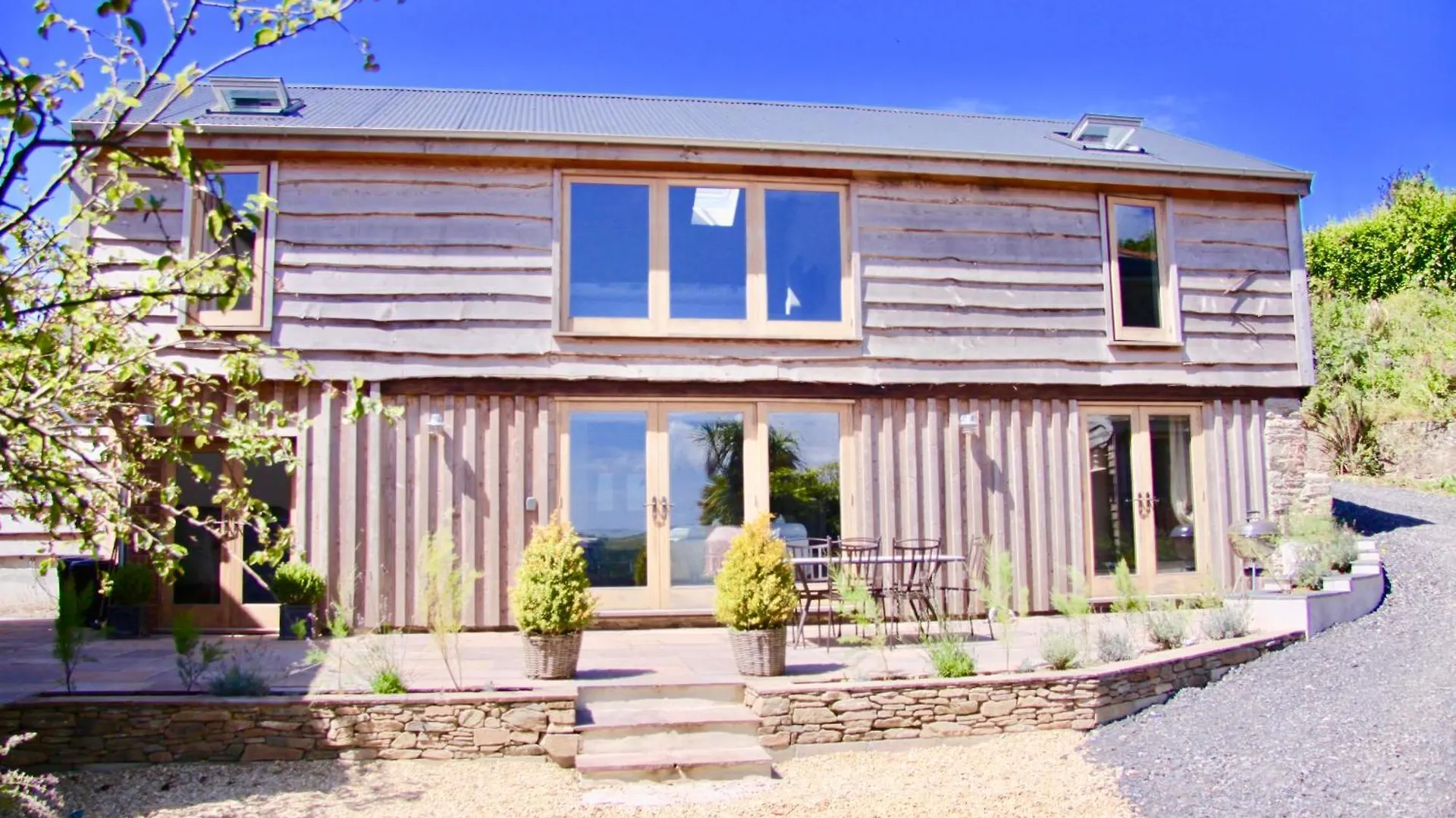 Apartment Salcombe Farm - The Recording Studio With Hot Tub And The Stables *