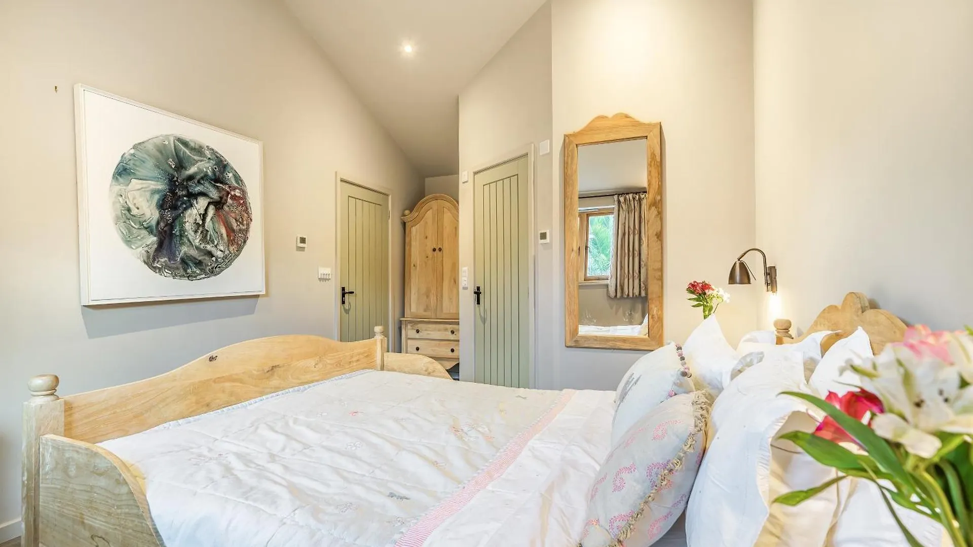 Apartment Salcombe Farm - The Recording Studio With Hot Tub And The Stables Salcombe