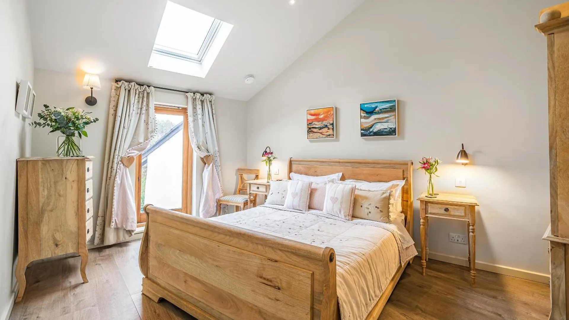 Apartment Salcombe Farm - The Recording Studio With Hot Tub And The Stables *