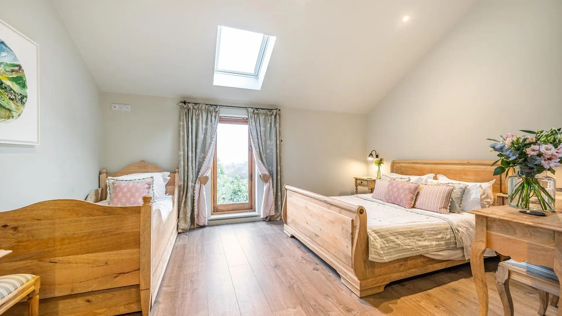 Apartment Salcombe Farm - The Recording Studio With Hot Tub And The Stables Salcombe