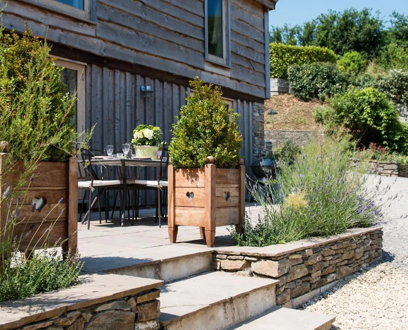 Salcombe Farm - The Recording Studio With Hot Tub And The Stables Apartment