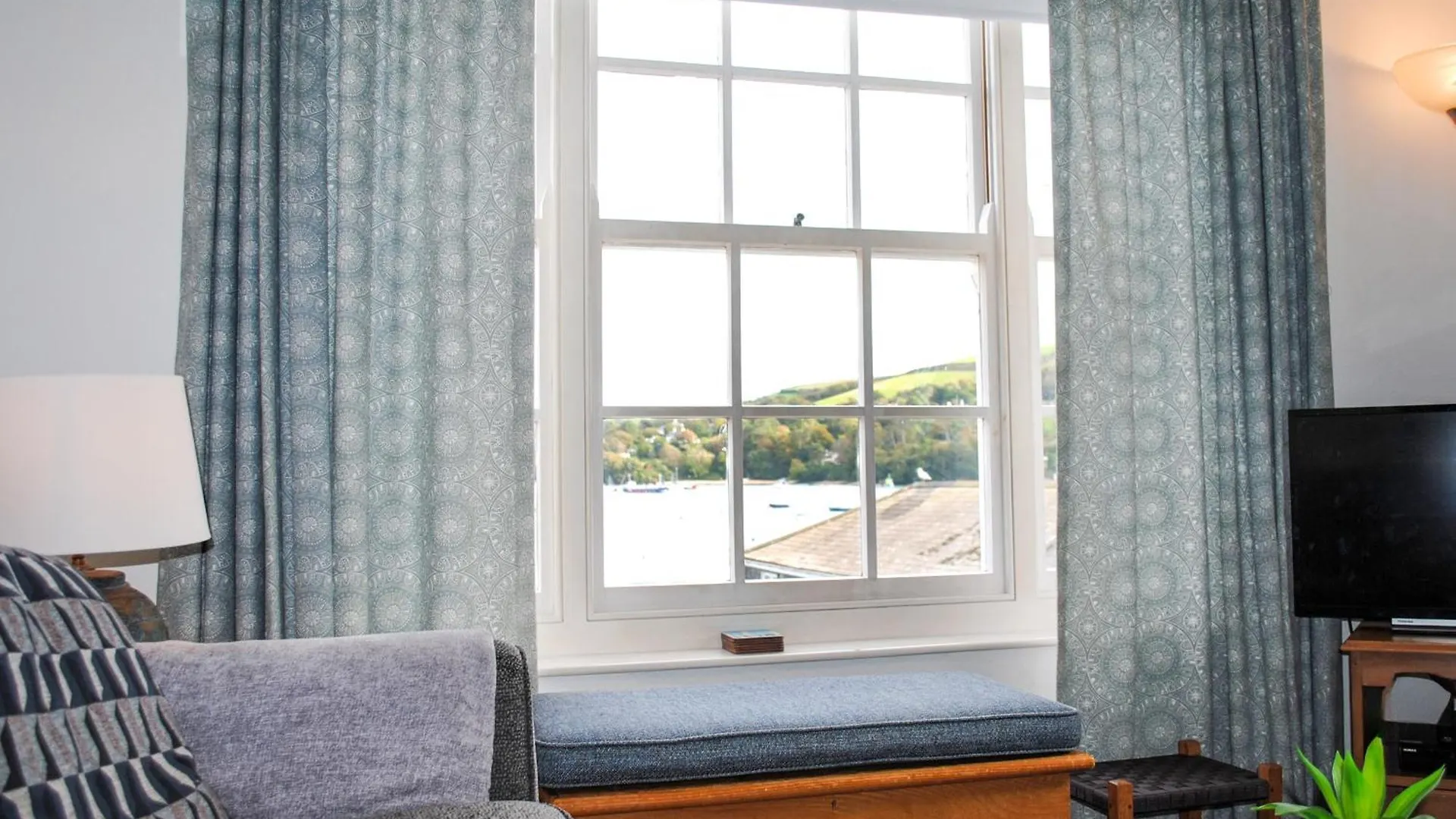 8b Fore Street Salcombe