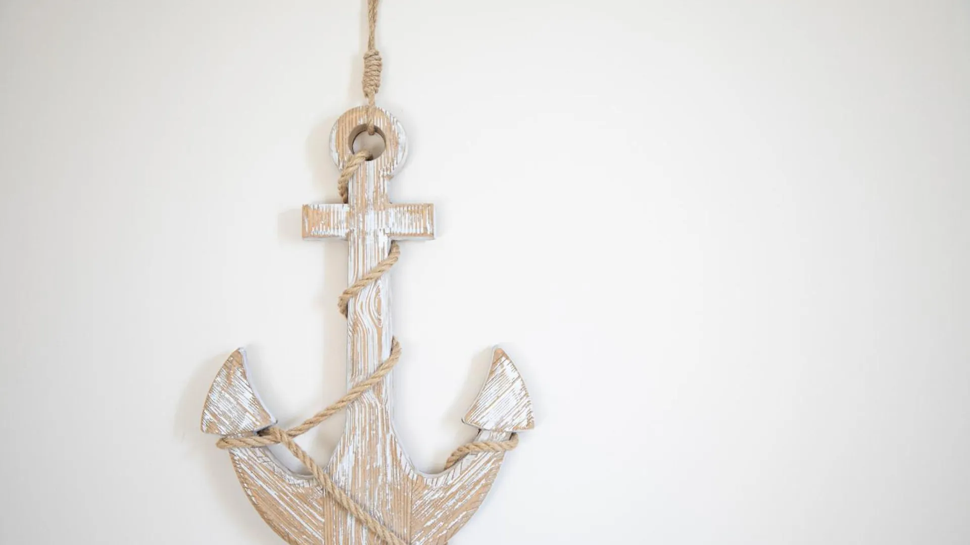 Pippin - Character With The Spirit Of The Sea Holiday home Salcombe