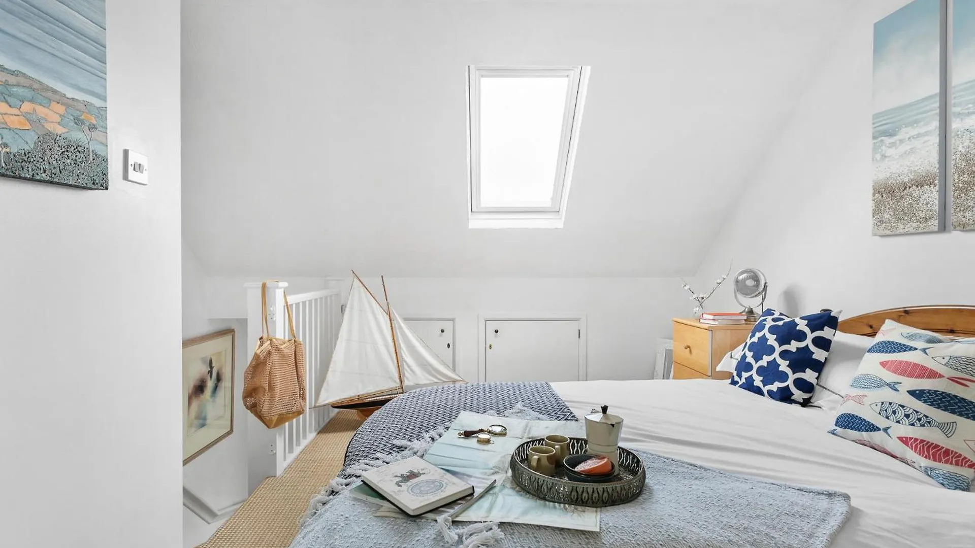 Pippin - Character With The Spirit Of The Sea Holiday home Salcombe
