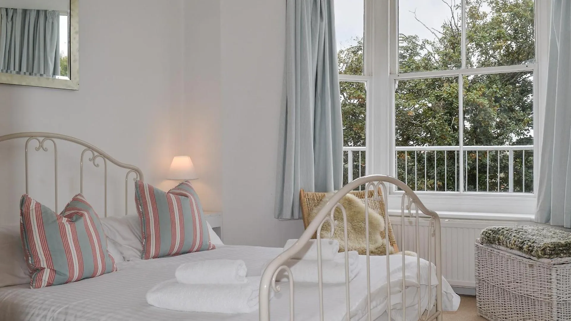 Holiday home Caerleon Salcombe