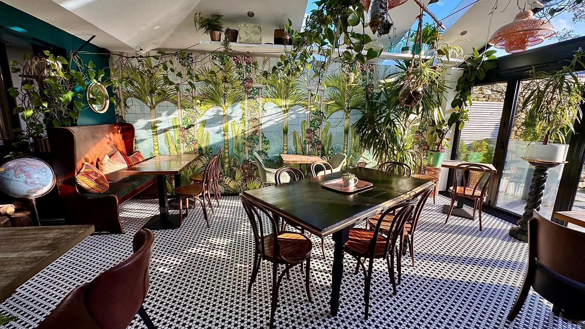 Bed & Breakfast Brightham House - Exclusively For Adults