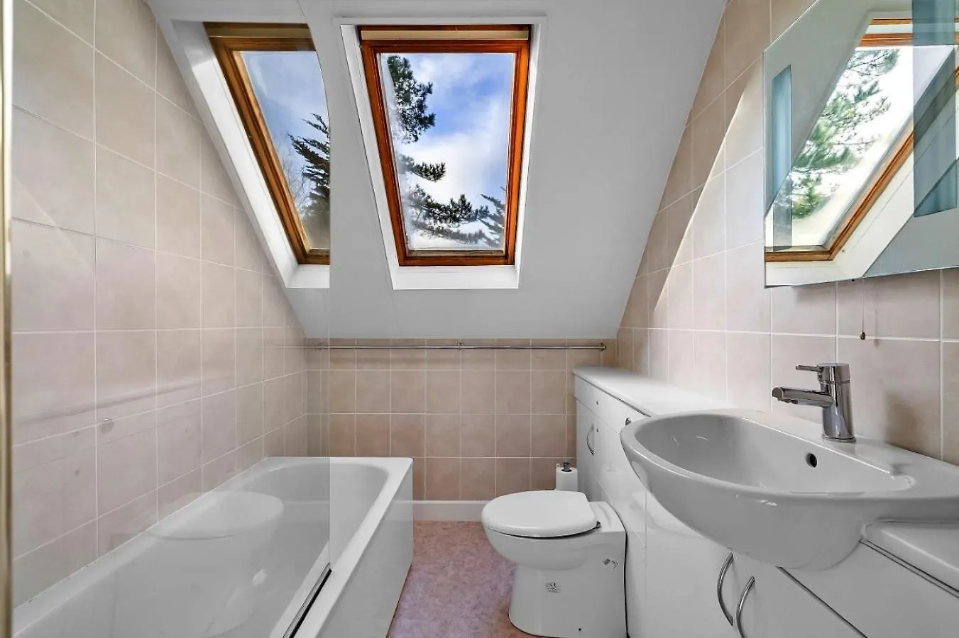 Finest Retreats - The Sail Loft * Salcombe