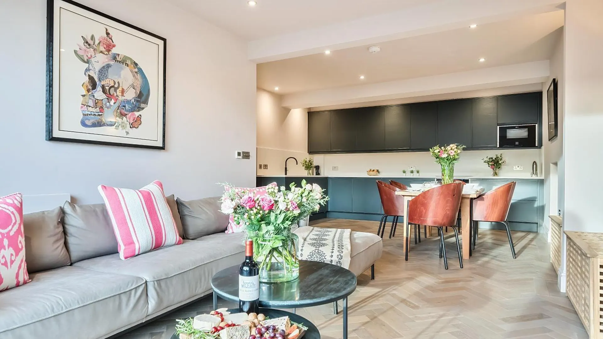 Knots Landing, Apartment *