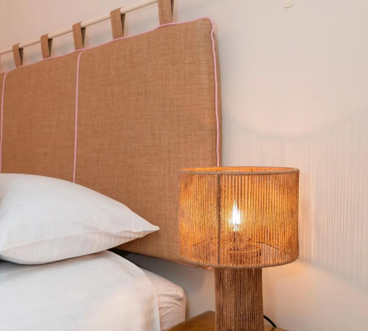 Mudlark - Boutique Style Coastal Gem * Salcombe