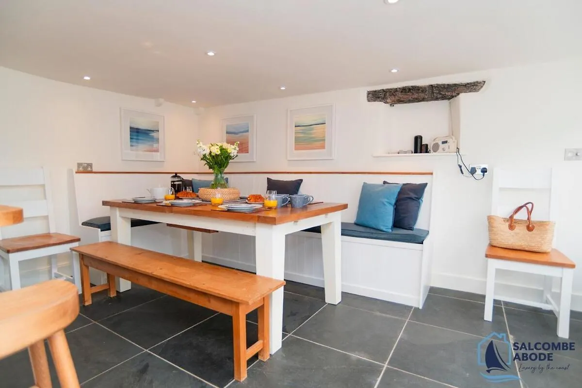 Mudlark - Boutique Style Coastal Gem Holiday home
