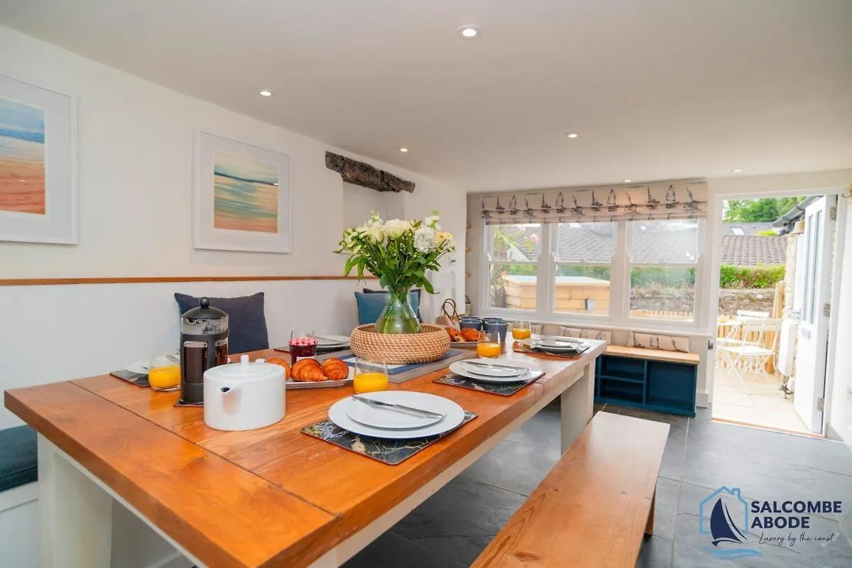 Mudlark - Boutique Style Coastal Gem Salcombe