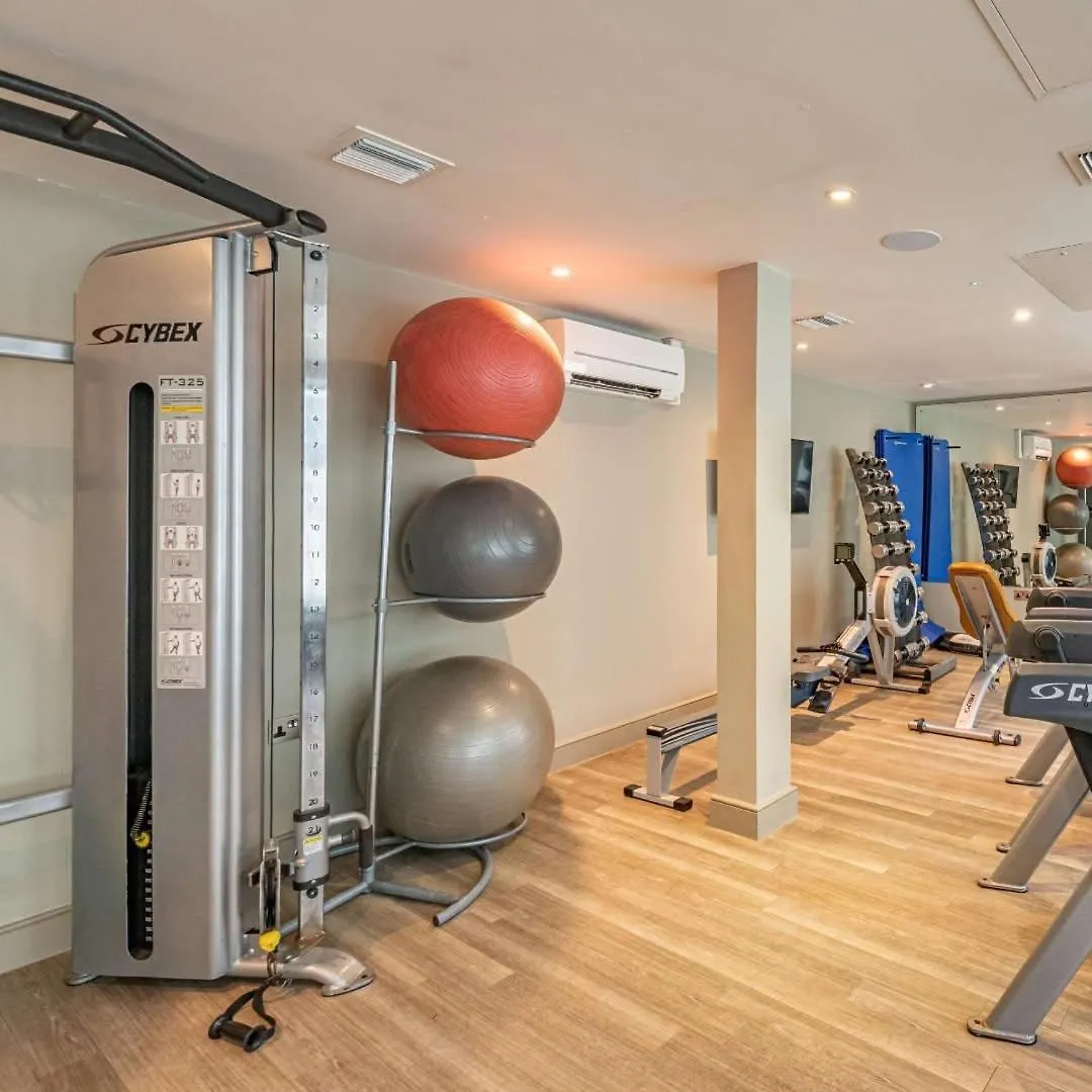 Apartment View - Stylish Stay, Estuary Views & Luxury Access *