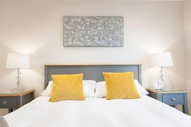 View - Stylish Stay, Estuary Views & Luxury Access * Salcombe