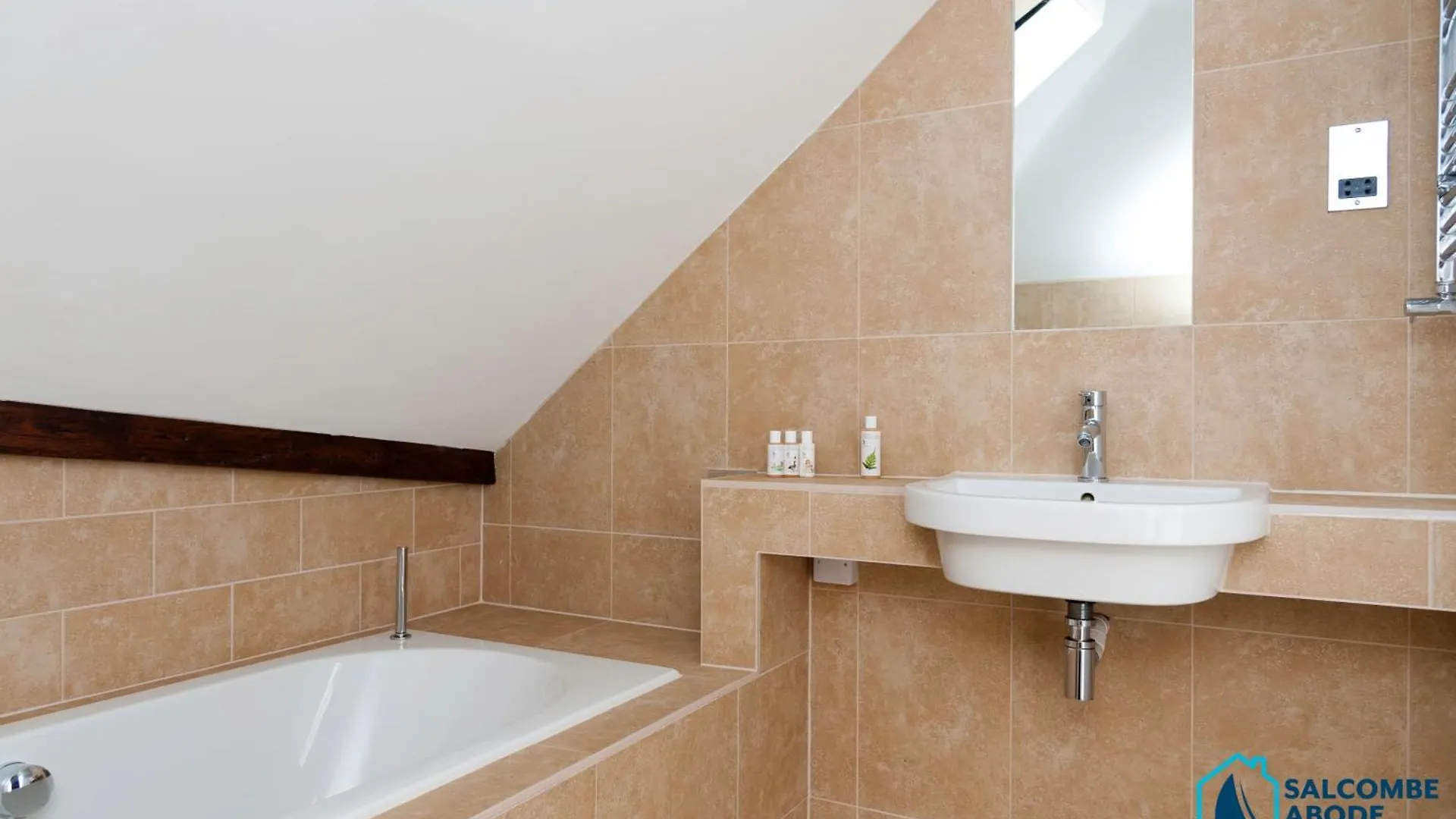 Heart Of - Estuary Views - Facilities * Salcombe