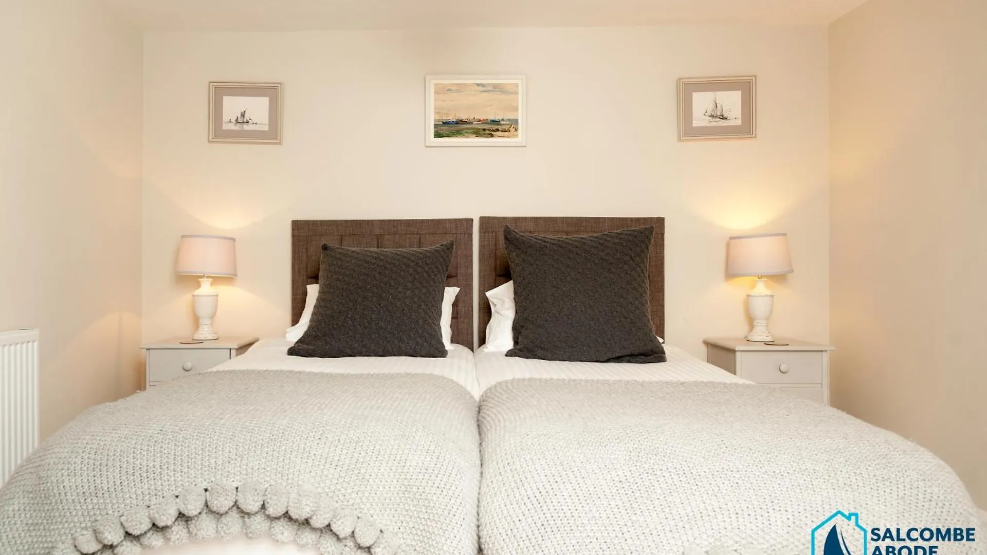 Holiday home Escape - 3 Beds Of Coastal Luxury *