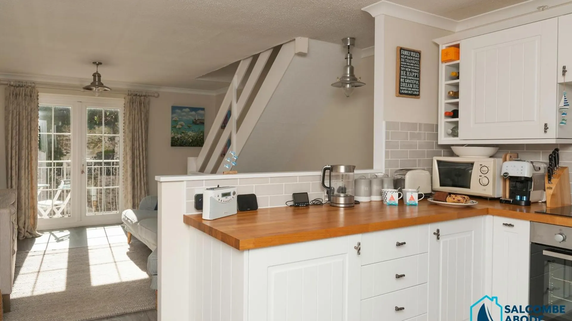 Escape - 3 Beds Of Coastal Luxury Holiday home