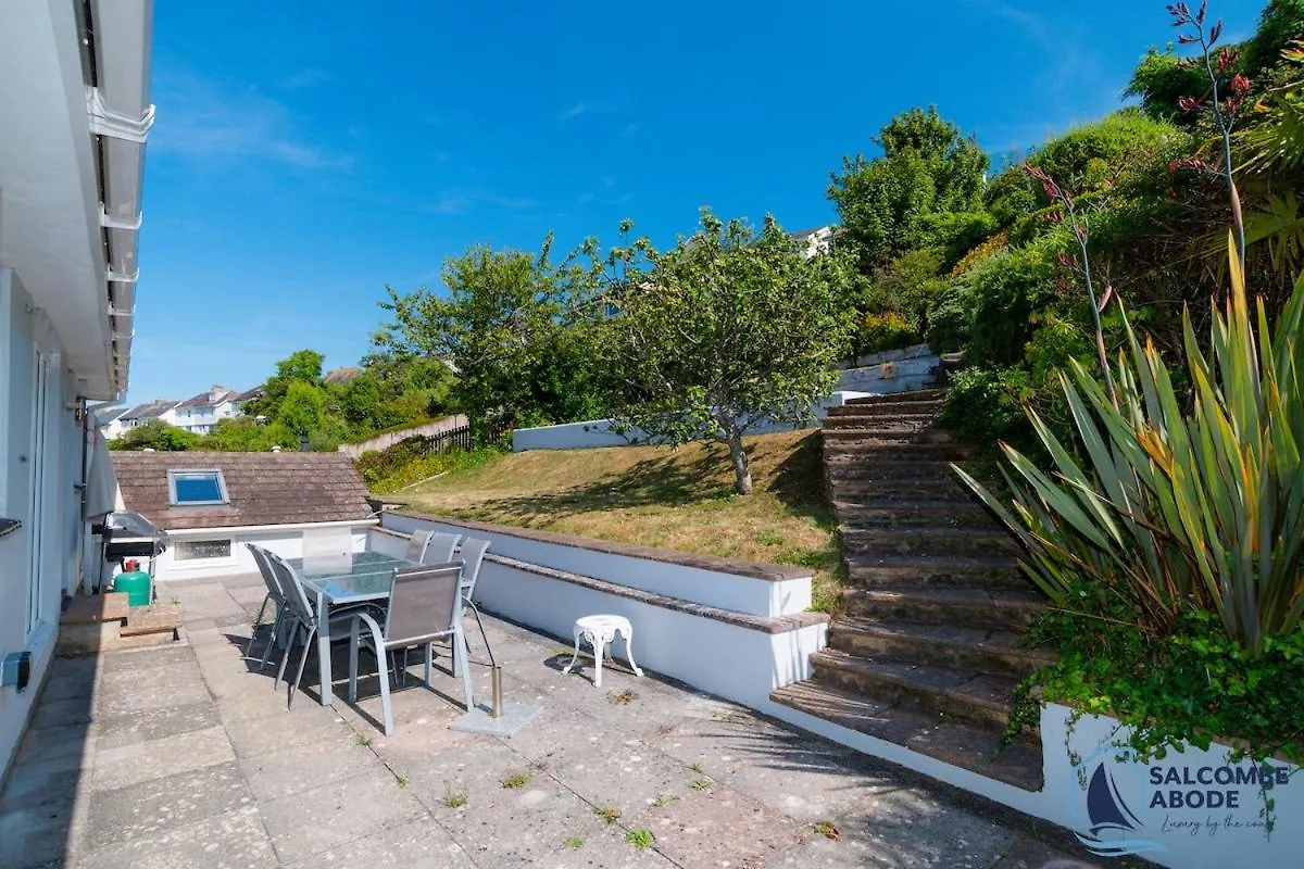 Holiday home Family Escape - Garden, Parking, Pet Friendly