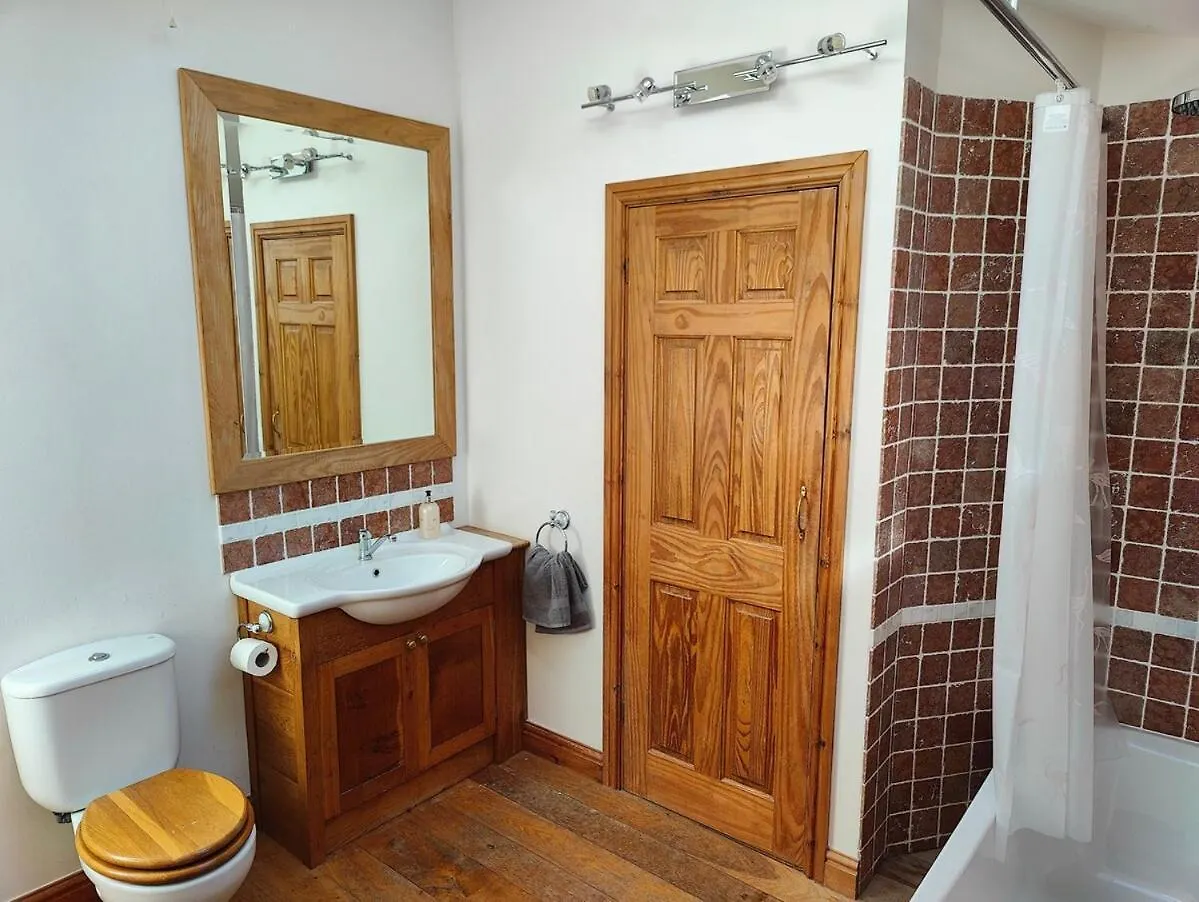 Family Escape - Garden, Parking, Pet Friendly Holiday home Salcombe