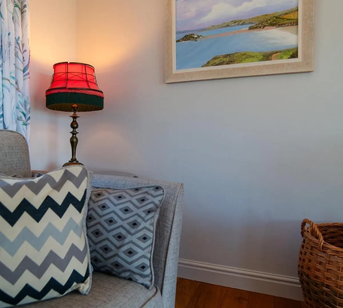 Family Escape - Garden, Parking, Pet Friendly Holiday home *