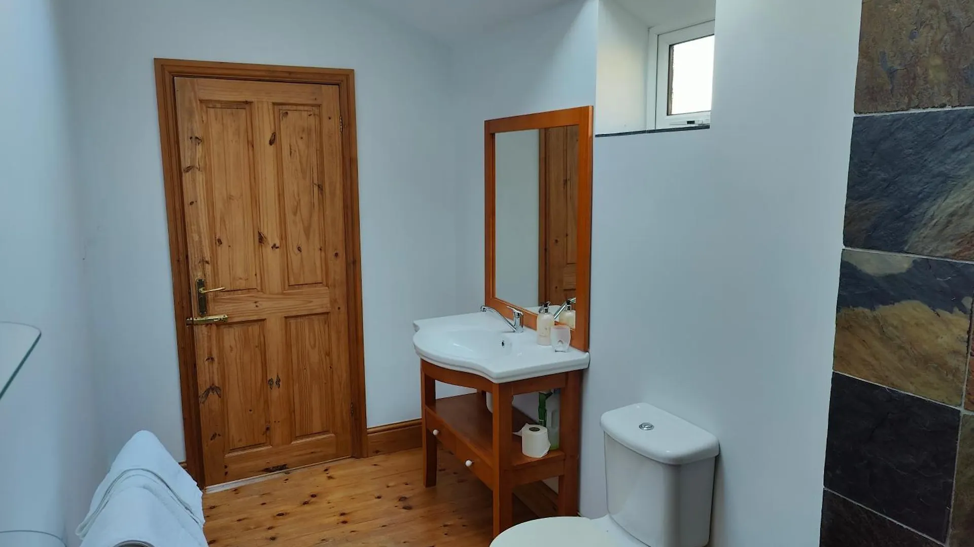 Family Escape - Garden, Parking, Pet Friendly Holiday home *