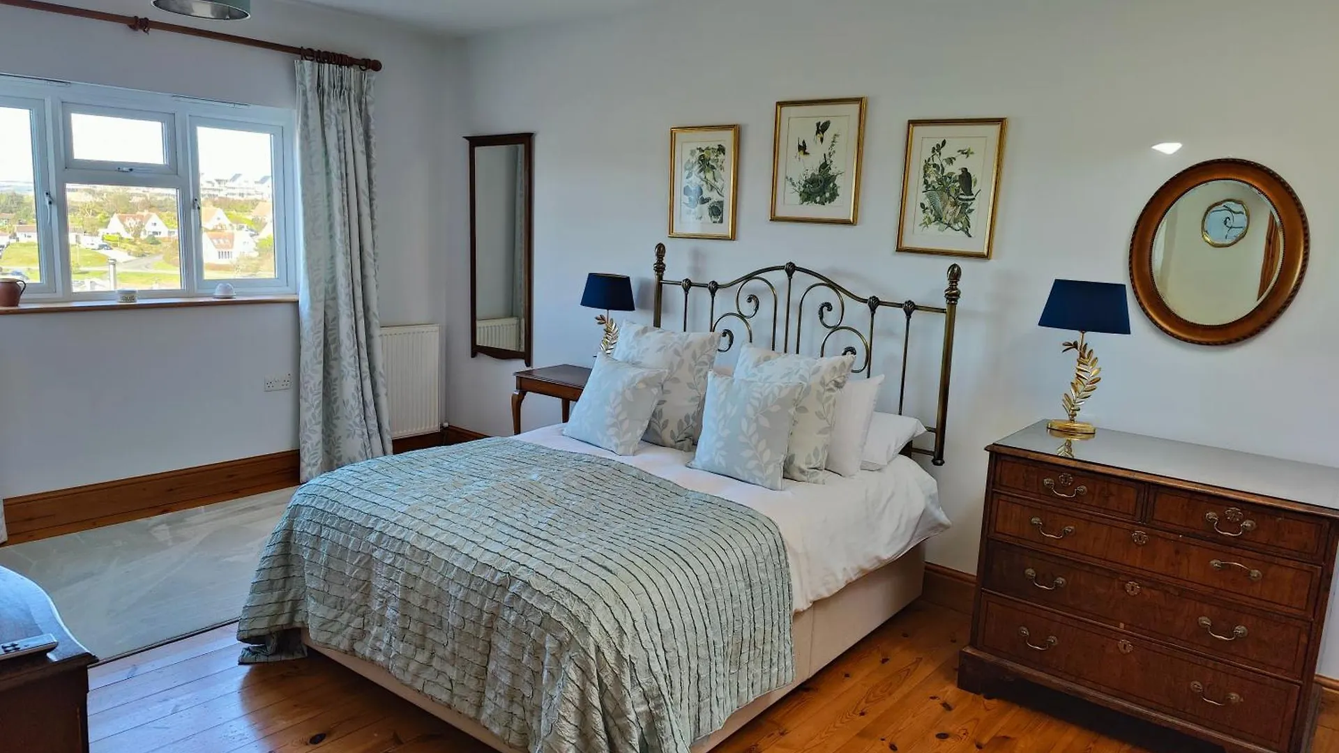 Holiday home Family Escape - Garden, Parking, Pet Friendly