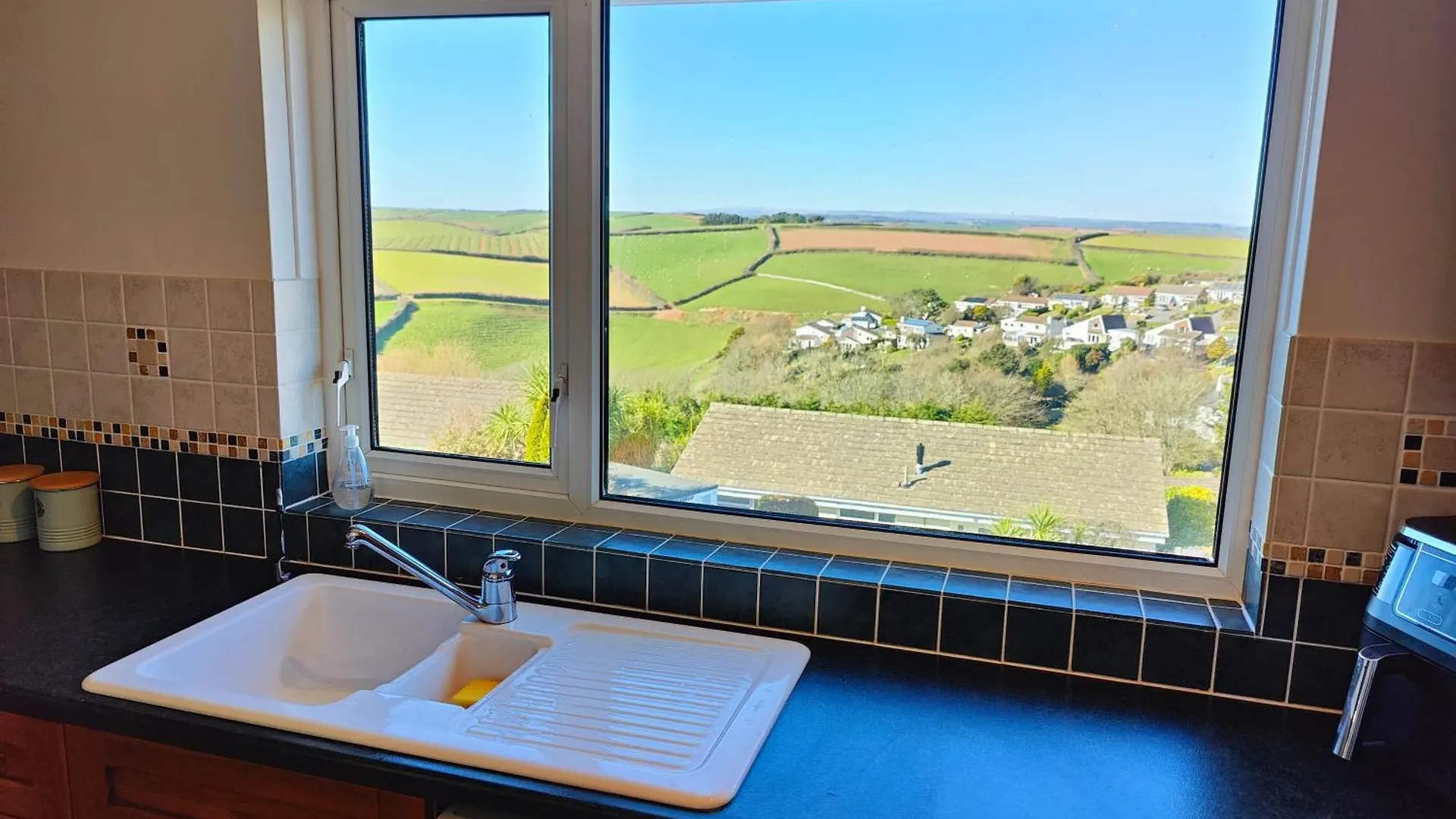 Family Escape - Garden, Parking, Pet Friendly Salcombe