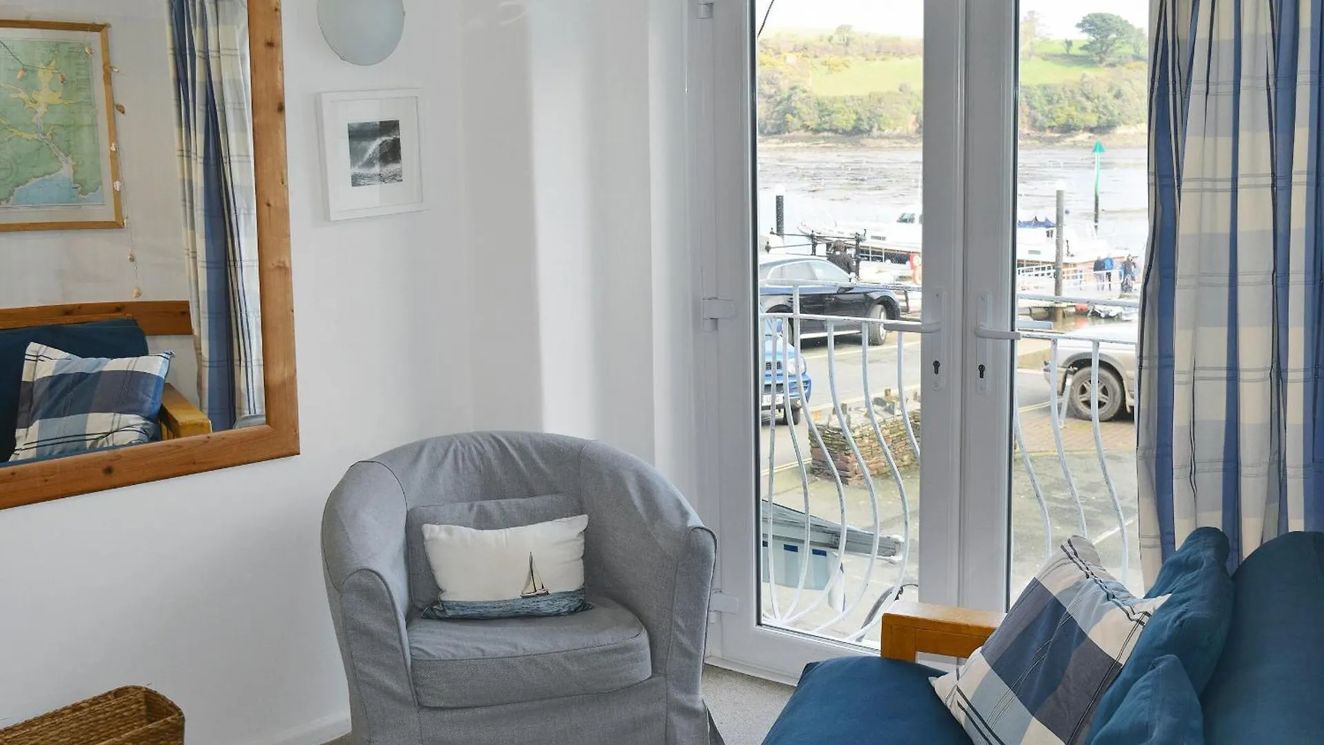 Ferrydown Salcombe