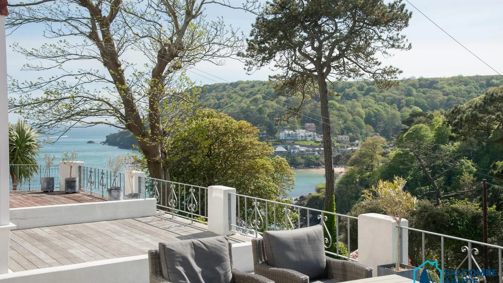 Elevated Coastal Escape - Breathtaking Views *