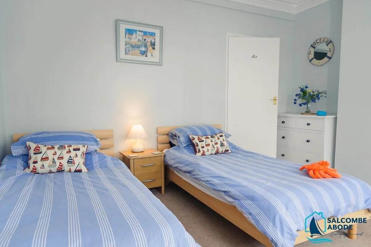 5 Glenthorne-cosy Retreat - Harbour View & Parking Apartment *