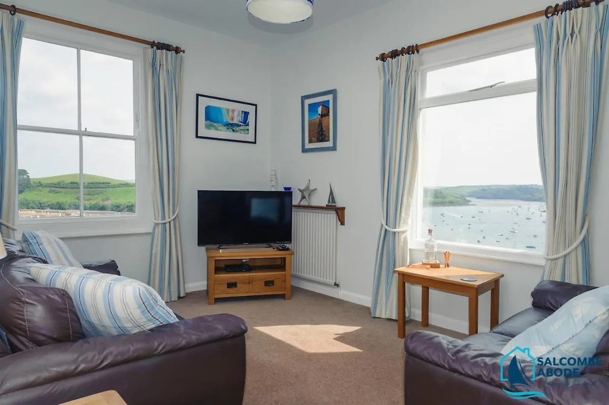 5 Glenthorne-cosy Retreat - Harbour View & Parking Apartment *