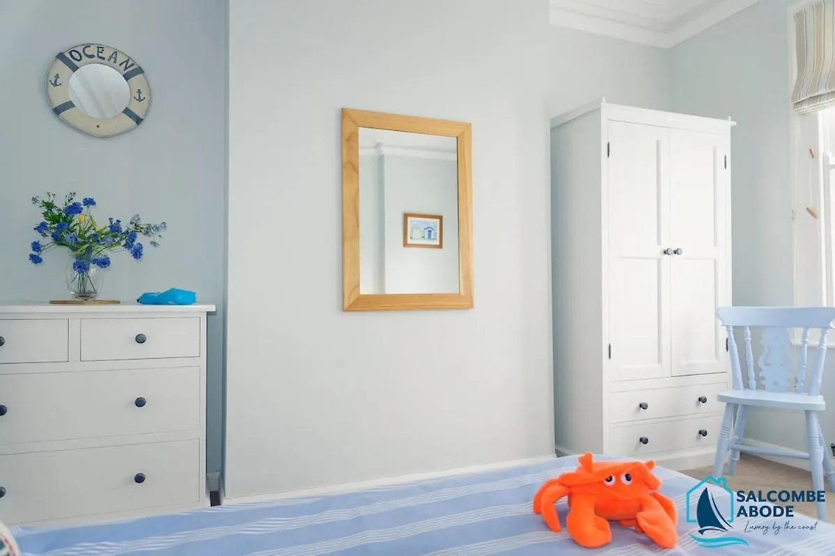 5 Glenthorne-cosy Retreat - Harbour View & Parking Apartment