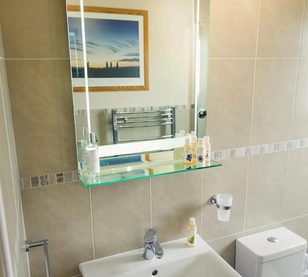 5 Glenthorne-cosy Retreat - Harbour View & Parking Apartment *