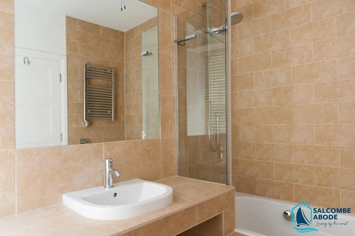 Holiday home Absolute Heart Of - Estuary Views, Sauna, Hot Tub Salcombe