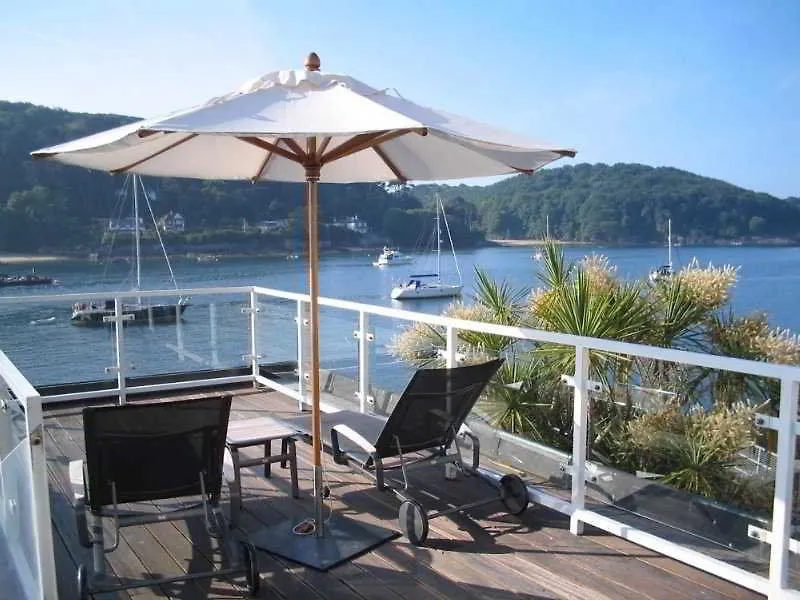 Harbour & Hotel