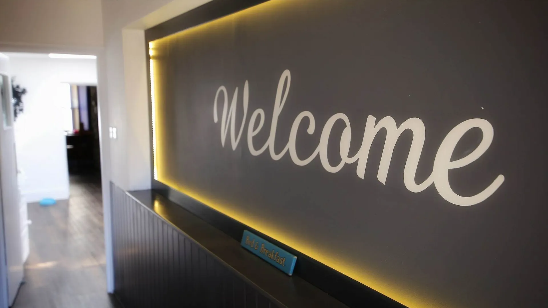 Brightham House - Exclusively For Adults