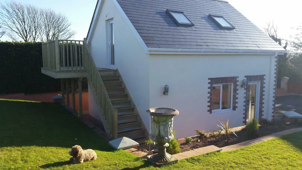 Little Orchard House *