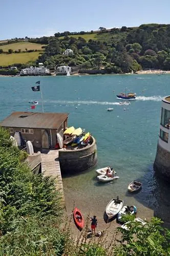 Shipwrights * Salcombe