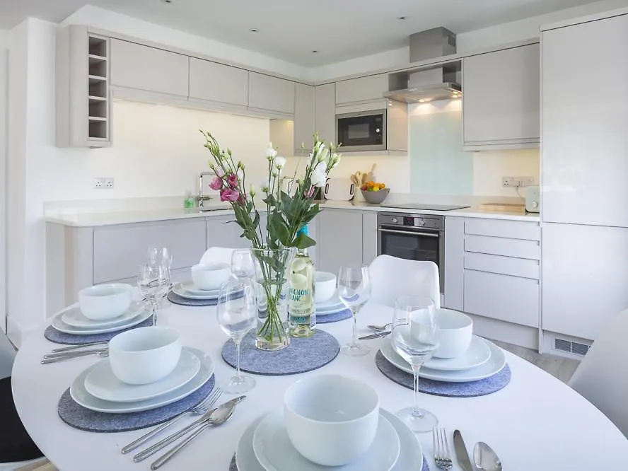 3 Church Hill House * Salcombe
