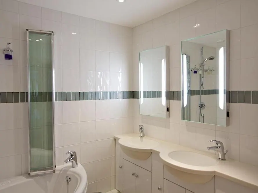 2 Hamstone Court Holiday home