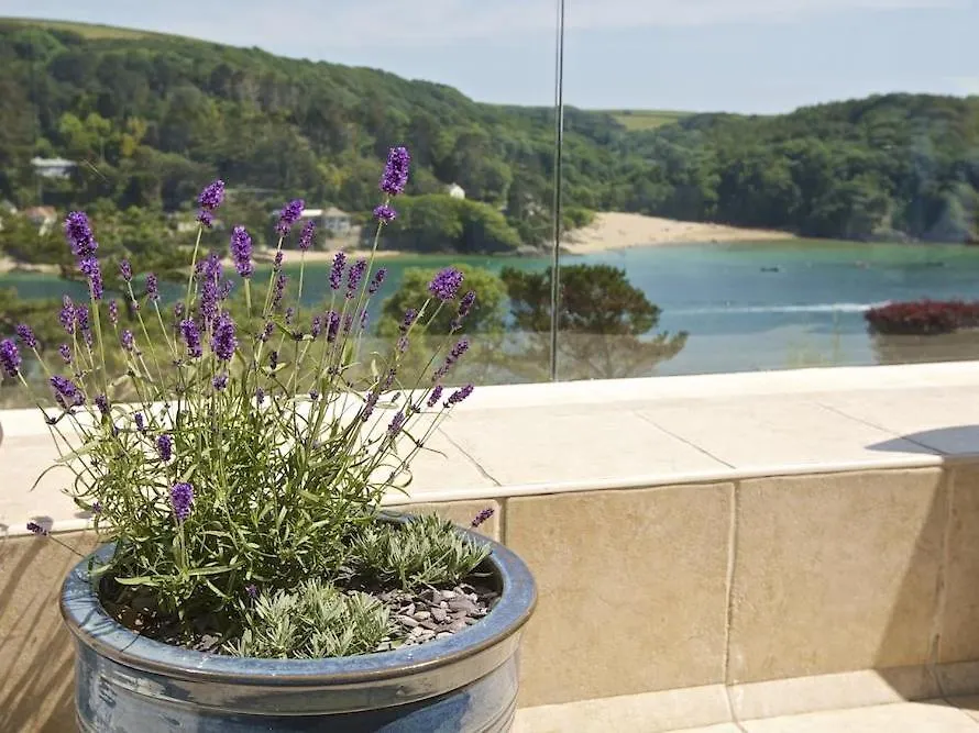 2 Hamstone Court Holiday home