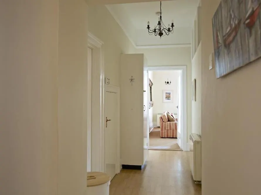4 Ringrone * Salcombe