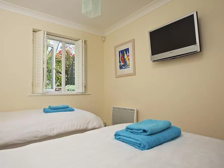 4 Bolt Head Holiday home