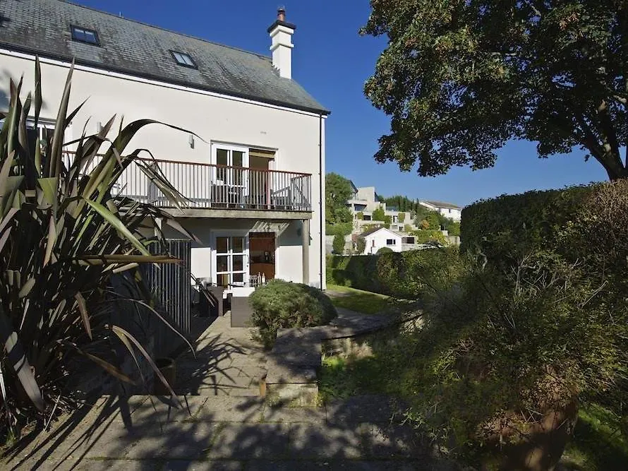 Holiday home 1 Combehaven