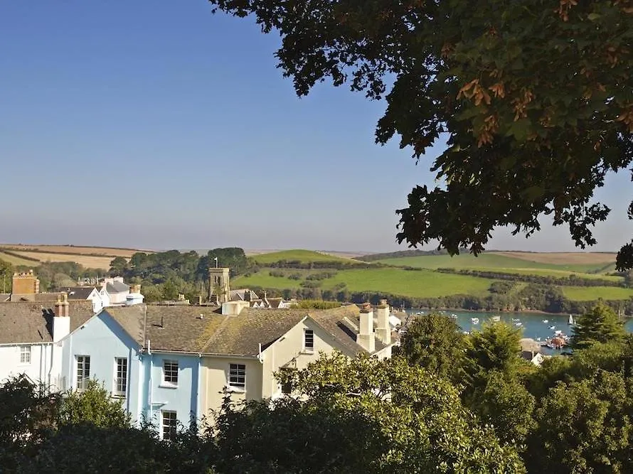 1 Combehaven *
